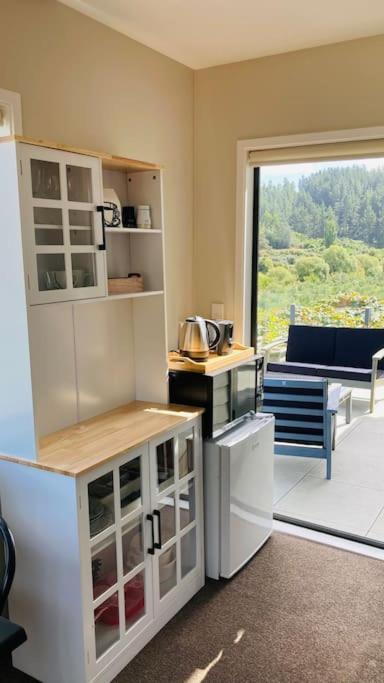 Maymorn Orchard Suites Upper Hutt Esterno foto