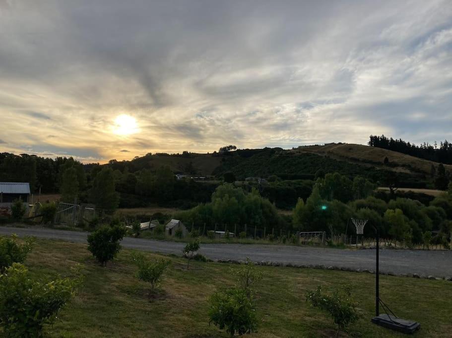 Maymorn Orchard Suites Upper Hutt Esterno foto